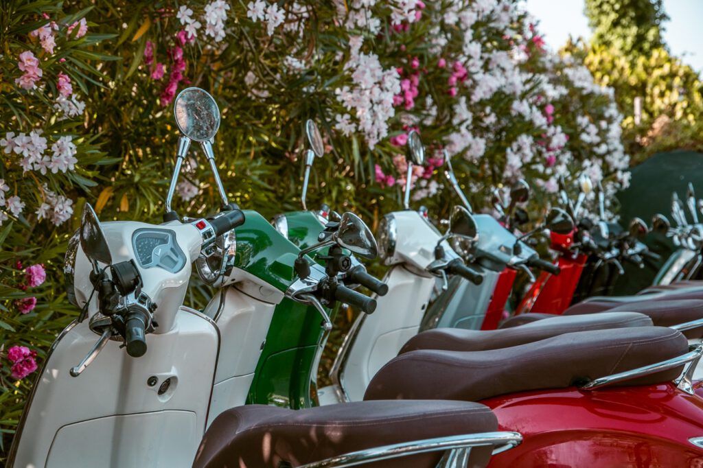 bunte Vespa's Amalfi